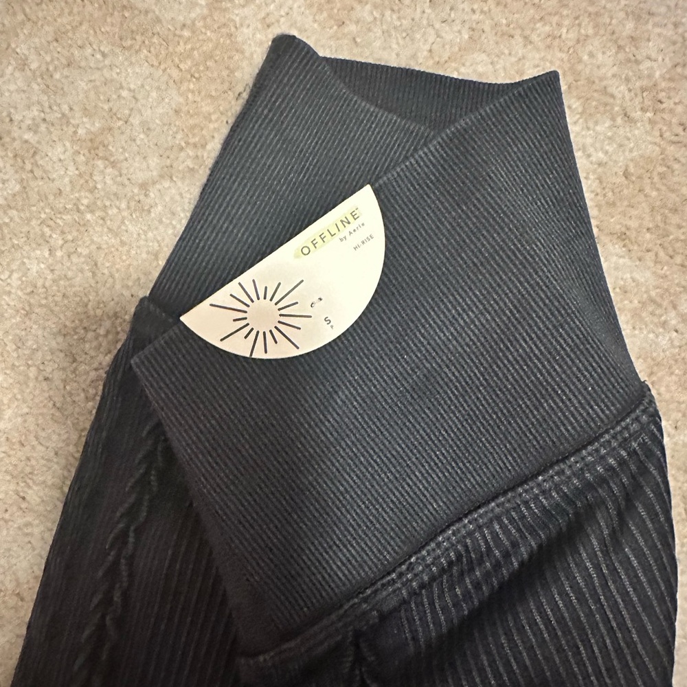 OFFLINE BY AERIE BIG CHILL SEAMLESS LEGGINGS SZ SMALL NWT - Picture 5 of 8